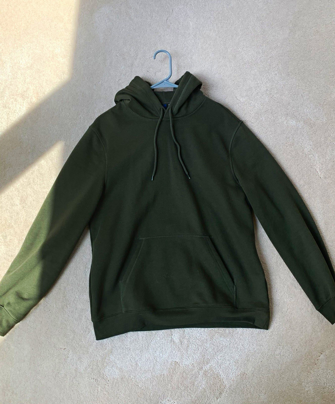 H&M Divided Green Solid Fleece Pullover Hoodie w/ Pockets Drawstring Men’s M