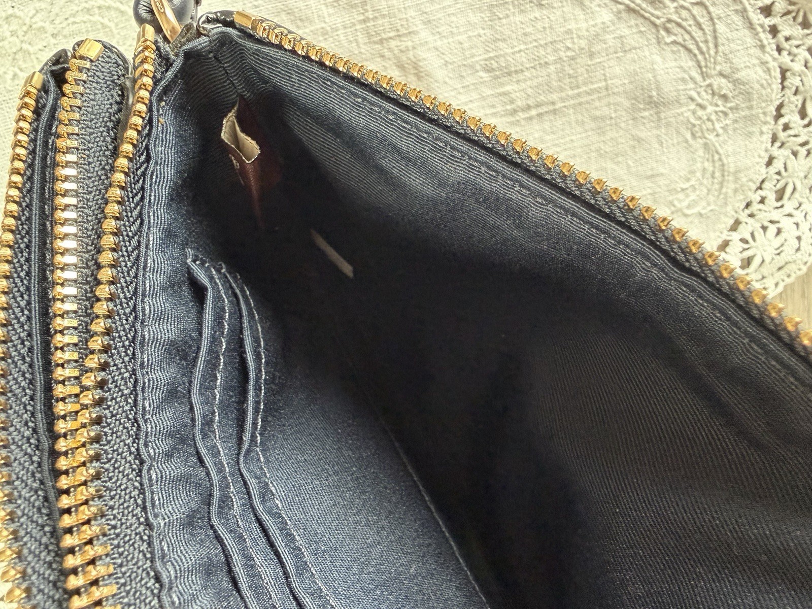 Coach Women’s Corner Zip Wristlet In Signature Canvas 6.25”x 4” x 1”