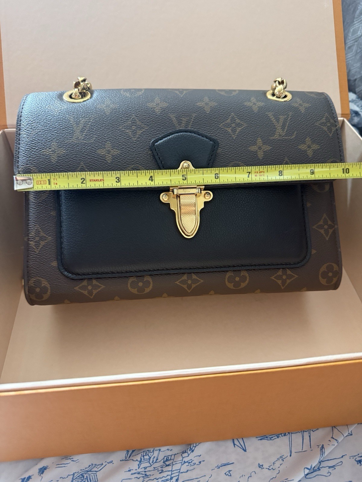 Louis Vuitton Monogram Brown/Black Flap Push Lock Gold Chain Shoulder Bag Box