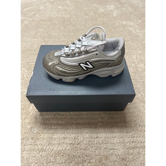 New Balance 1000 Kids’ athletic Sneakers toddler 11c