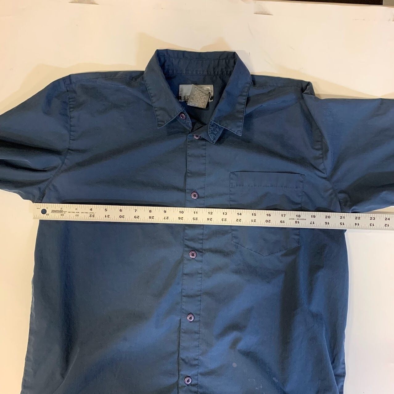 Split Men’s Button Up Cotton Blend Short Sleeve Shirt Size M
