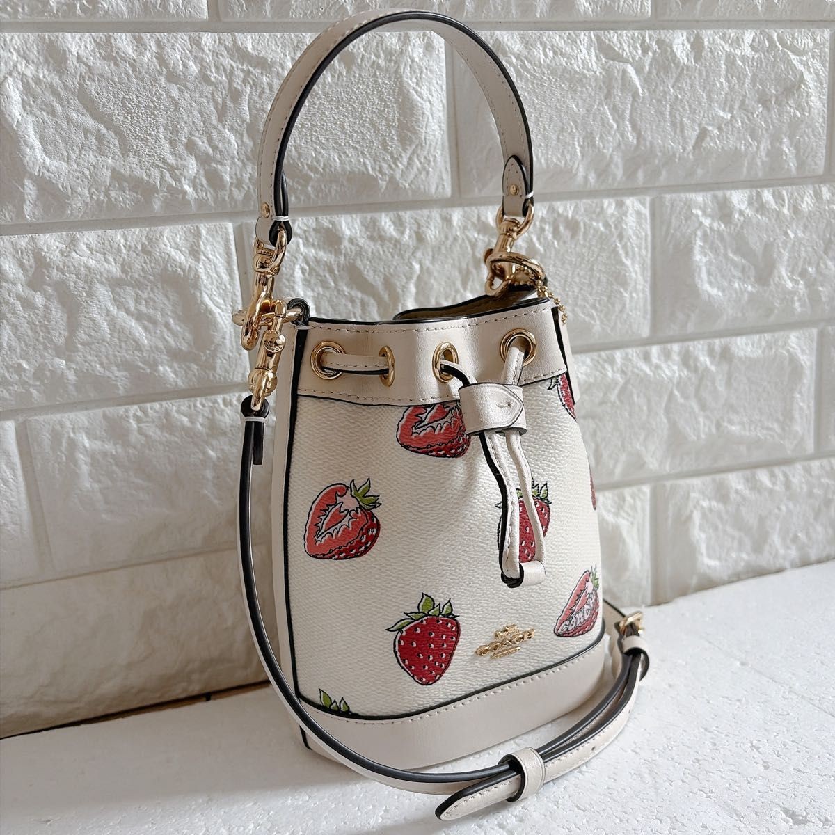 COACH CAL11 Mini Bucket Bag Strawberry Print Canvas Leather White/Red 14×16.5×9