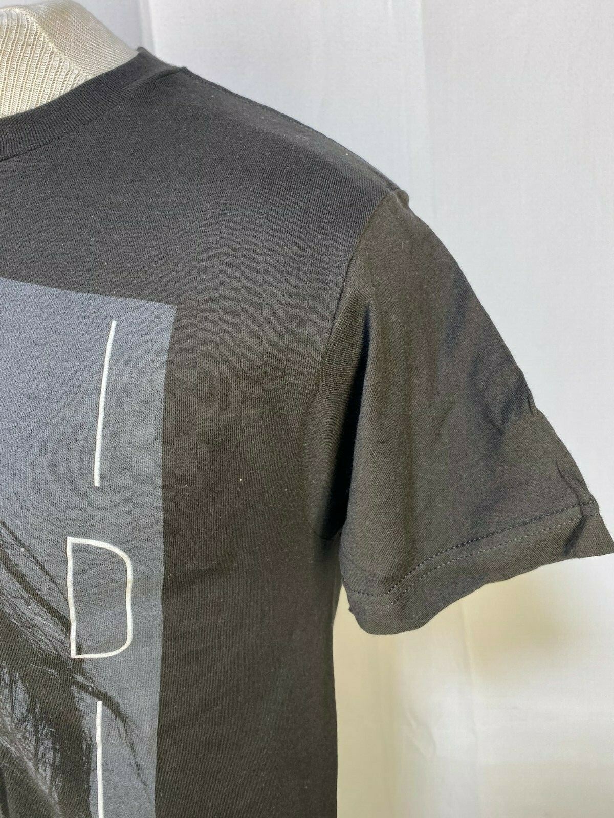 Idina Menzel T-SHIRT tour 2018 FACE FROZEN The Wicked NEW!!!