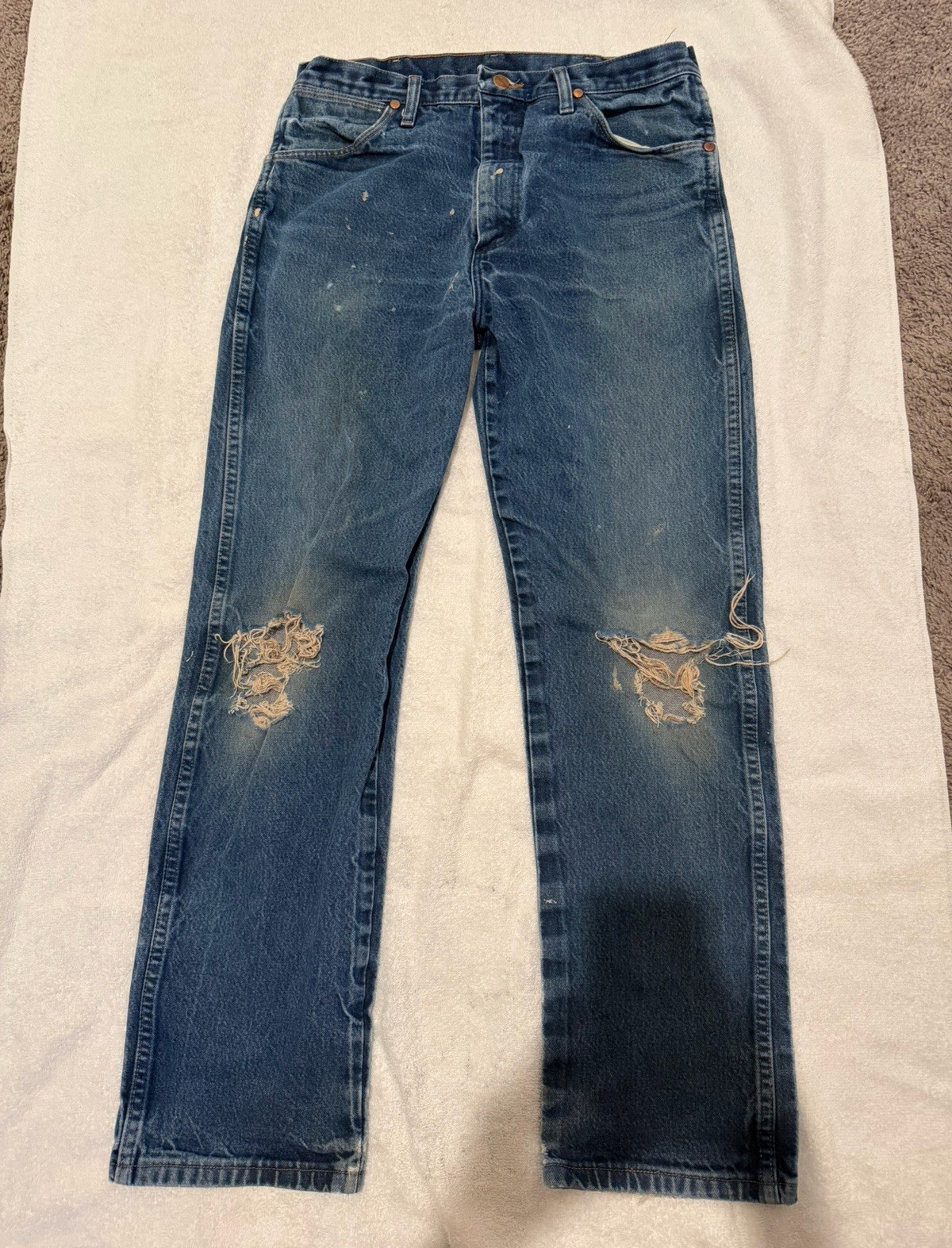 Wrangler Vintage Cowboy Cut Men’s Blue Denim Jeans Straight Regular Fit Mid Rise