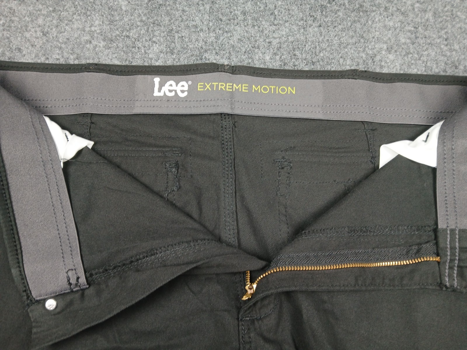 Lee Extreme Motion Black Cargo Shorts Mens Size 38 Waist Stretch