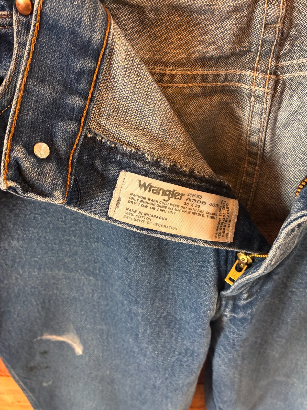 Vintage Wrangler 936PWD Cowboy Cut Jeans 36×27 Distressed Workwear Paint USA Wes