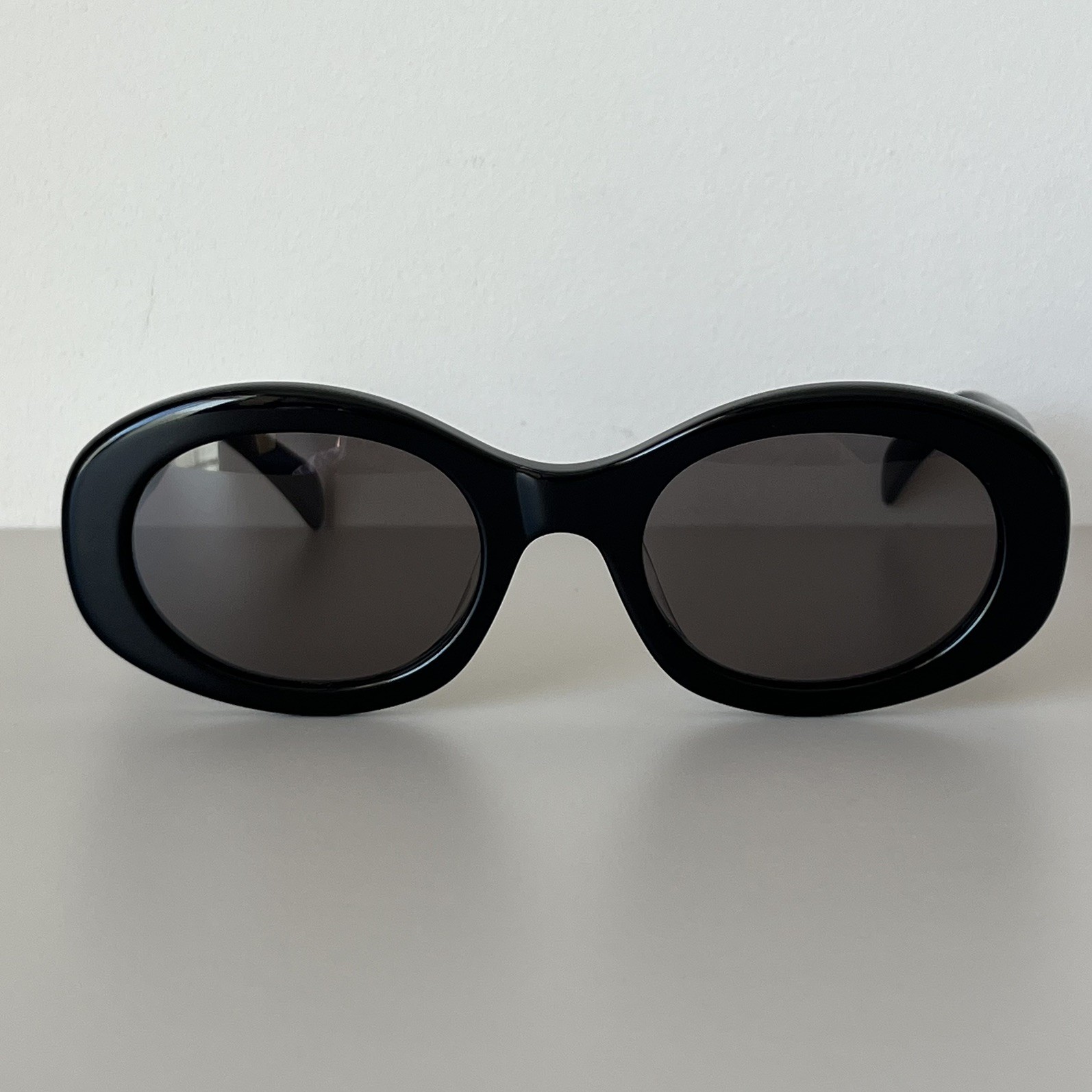 Celine CL40194 Triomphe Oval Shiny Black Sunglasses