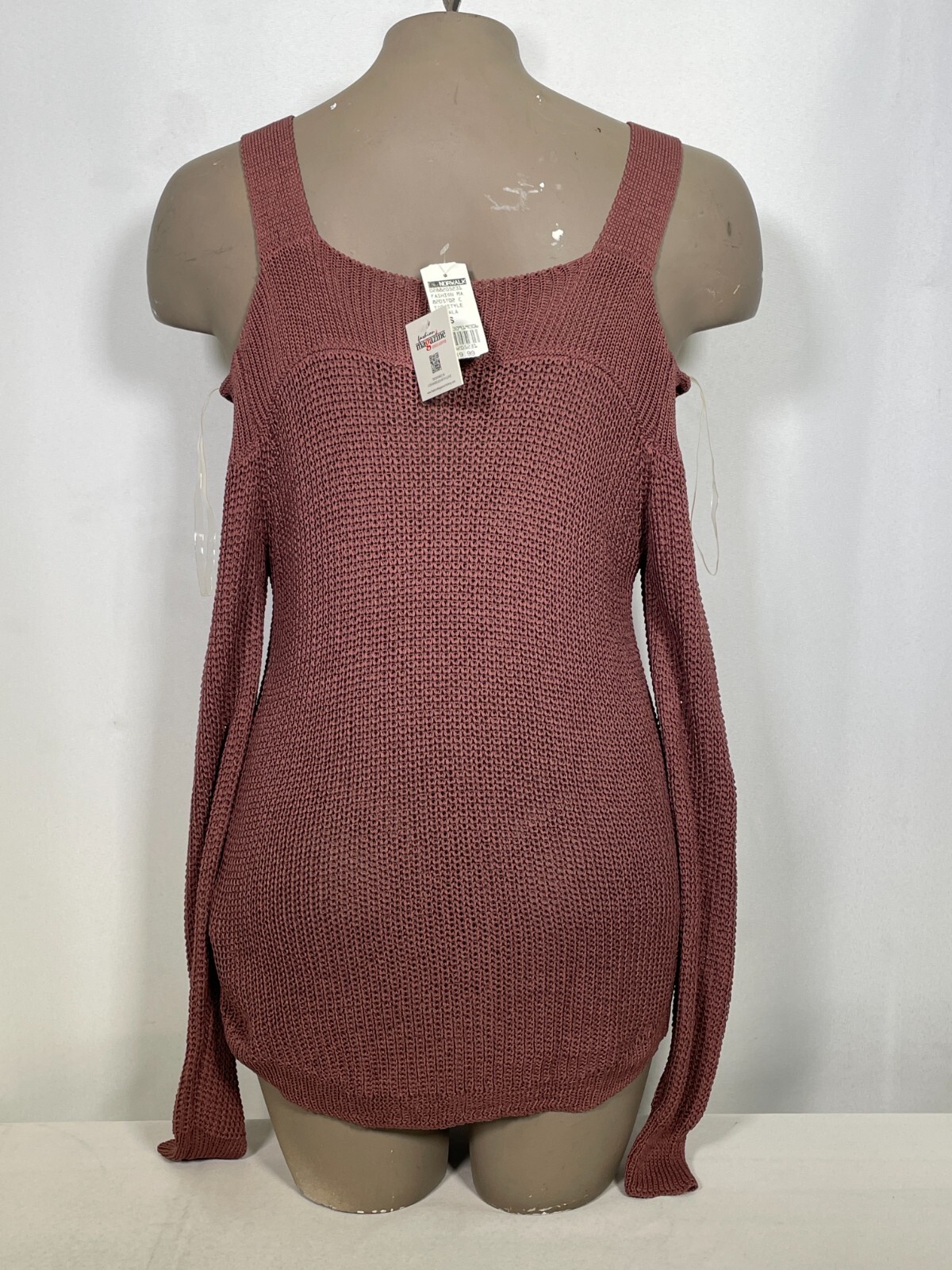 Fashion Magazine Cold Shoulder Long Sleeve Slit Side Top Women’s SMALL NWT