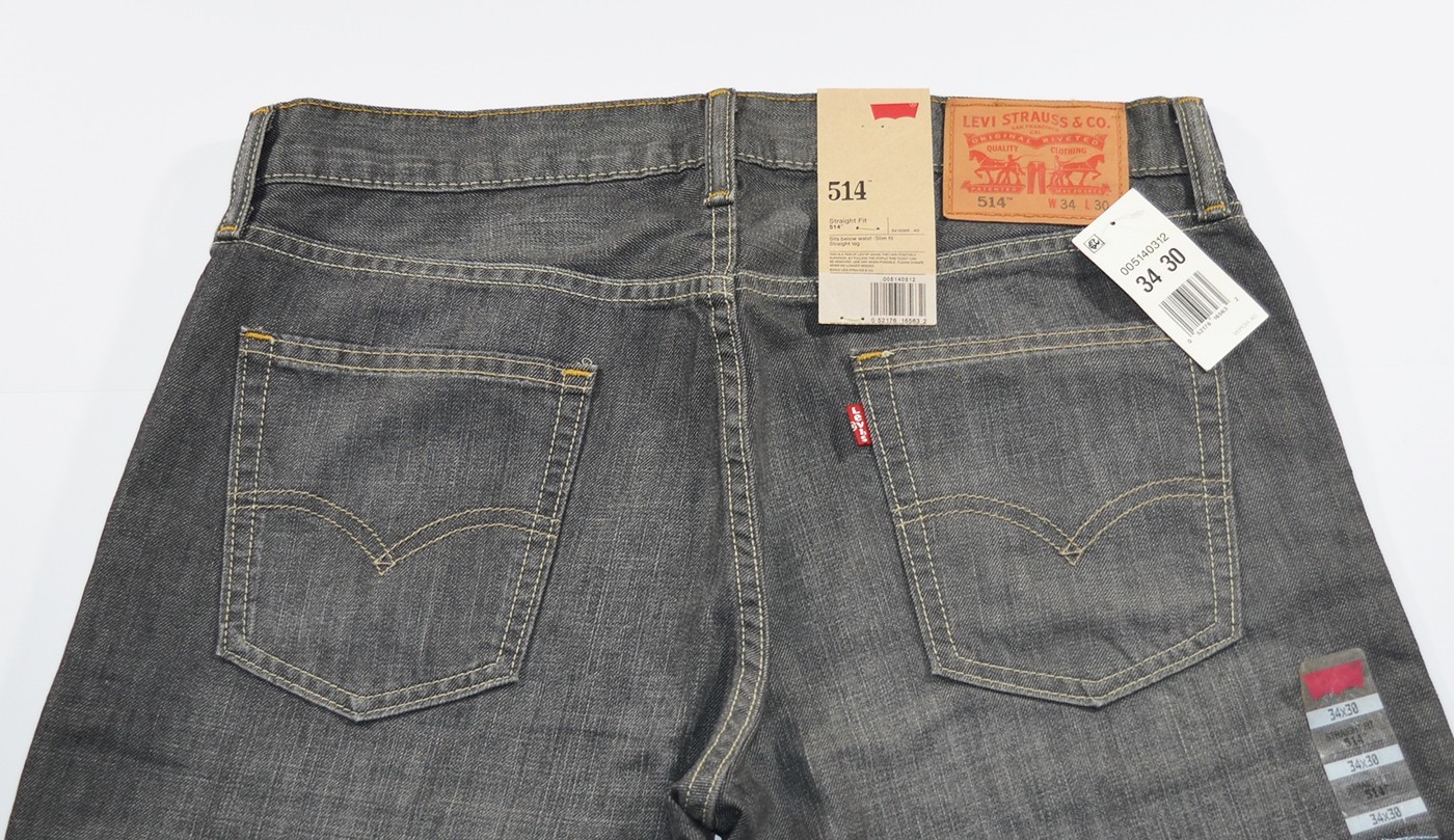 NWT Levi’s 514 Straight Fit Men’s Gray Denim Jeans 34 x 30