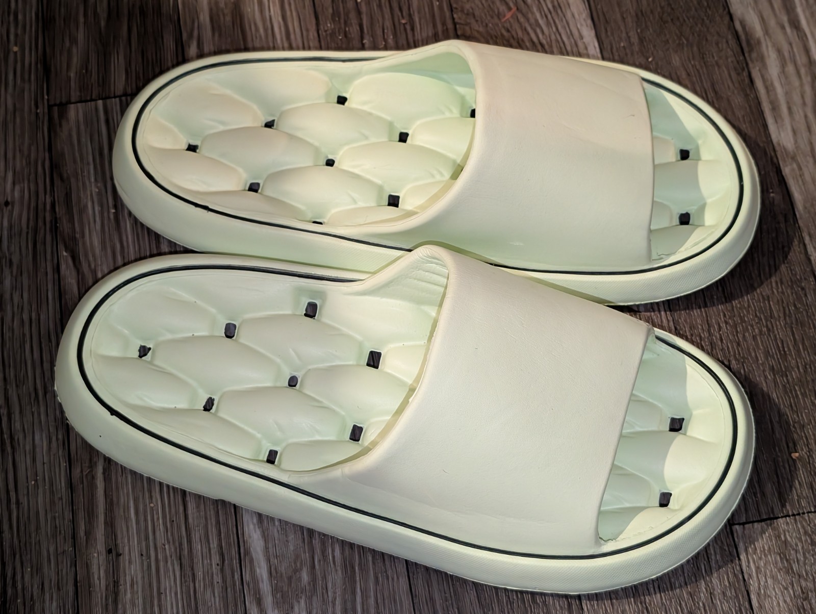 Big Size 42-43 / 270 Bathroom Shower Shoe Slippers EVA Soft Sole Pillow Slide