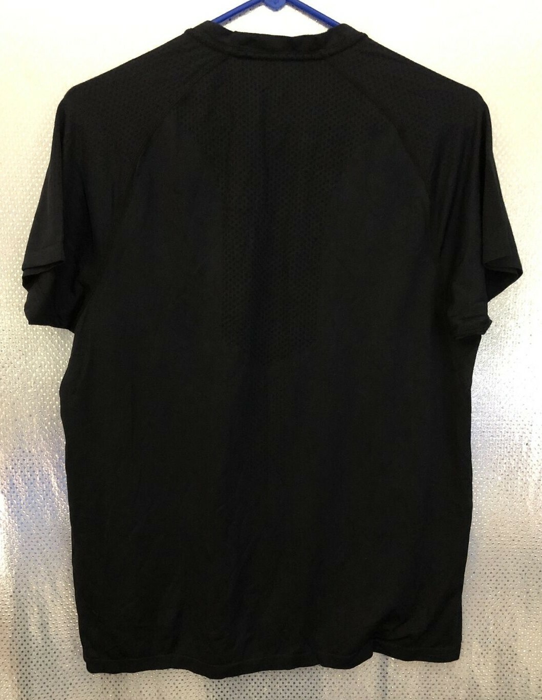 dip Apparel Mens Activewear Sz S Black Nylon Short Sleeve Tee Shirt T-Shirt