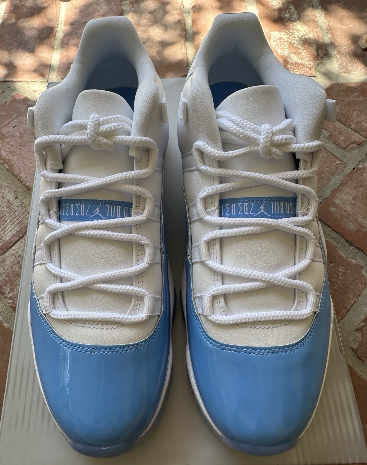 NIKE AIR JORDAN 11 RETRO LOW UNIVERSITY BLUE SNEAKERS FV5104 100 SIZE 10.5