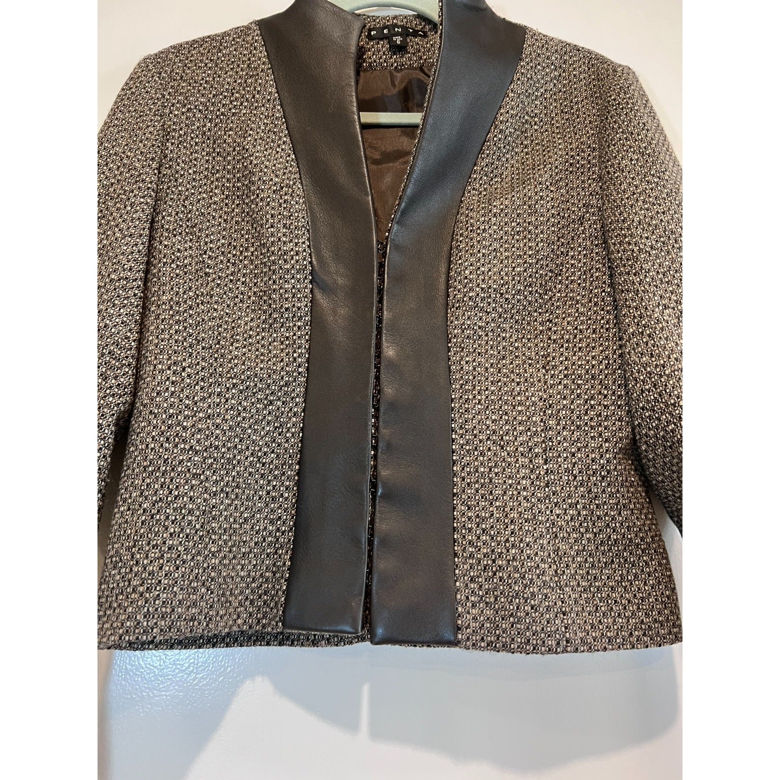 PENTA 100% Wool Tweed Jacket Women’s 6 Genuine Leather Trim Open Front Blazer