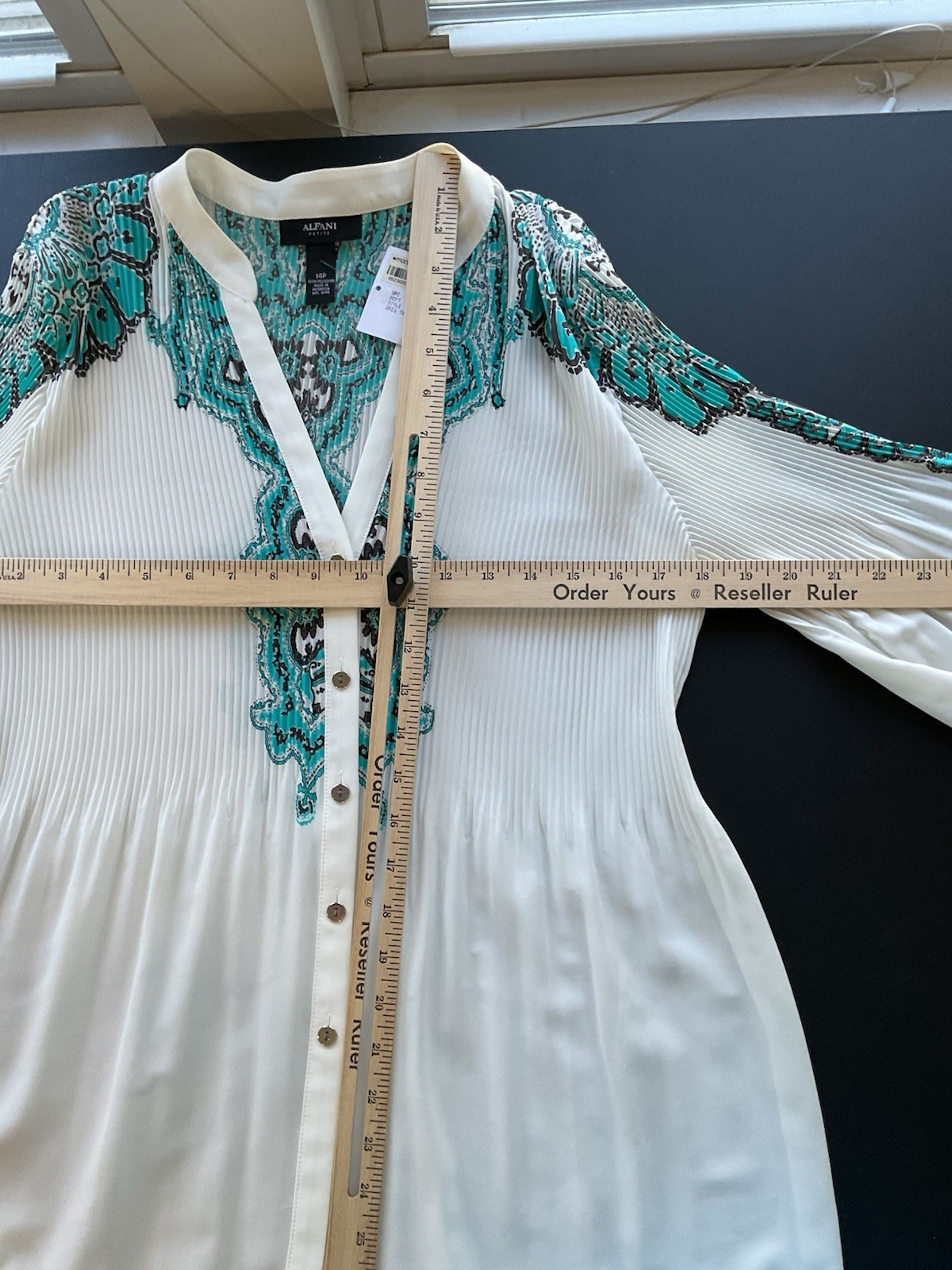 Alfani Petite Turquoise And White Tunic Buttons Small Pull NWT SZ 14 P LONG SLVS