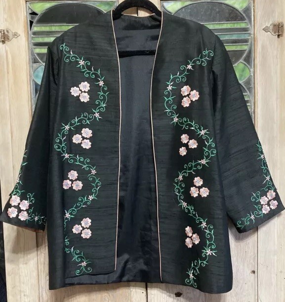 Vintage Black Floral Embroidered Ladies Hanbok Po Style Jacket Smoking Asian EUC