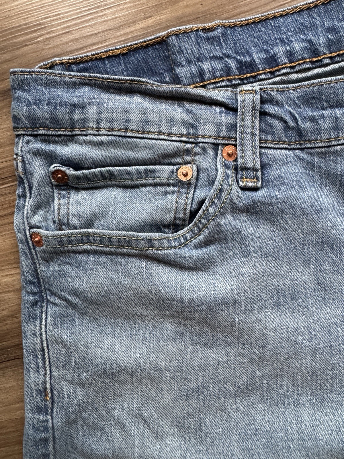 Levi’s 541 Athletic Taper Jeans Men’s 40×30 Light Wash Stretch Denim Blue