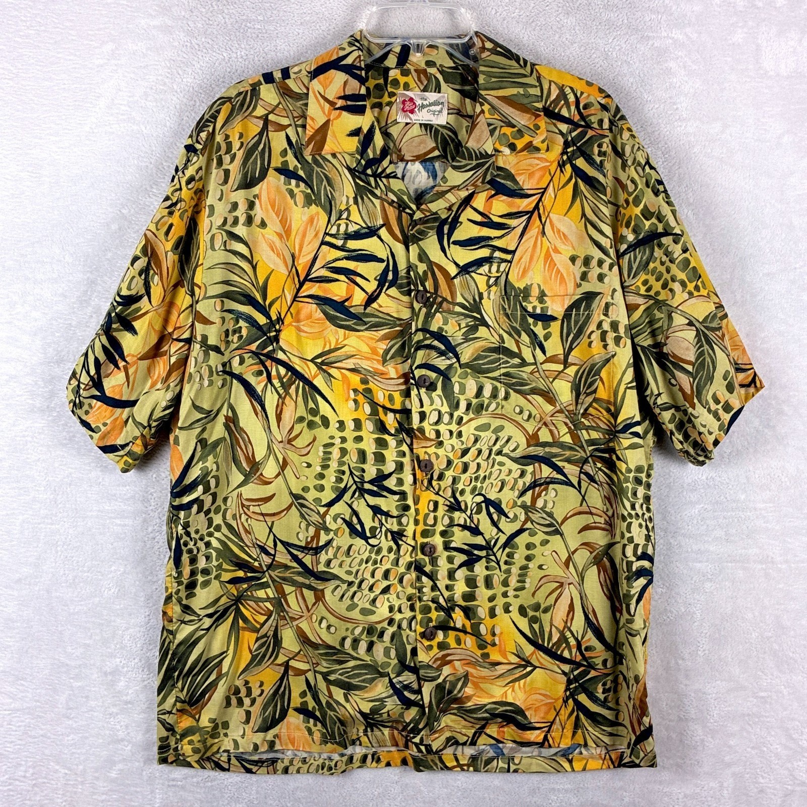 VTG Hilo Hattie Hawaiian Shirt Men L Yellow Green Leaf AOP Rayon Camp Aloha USA