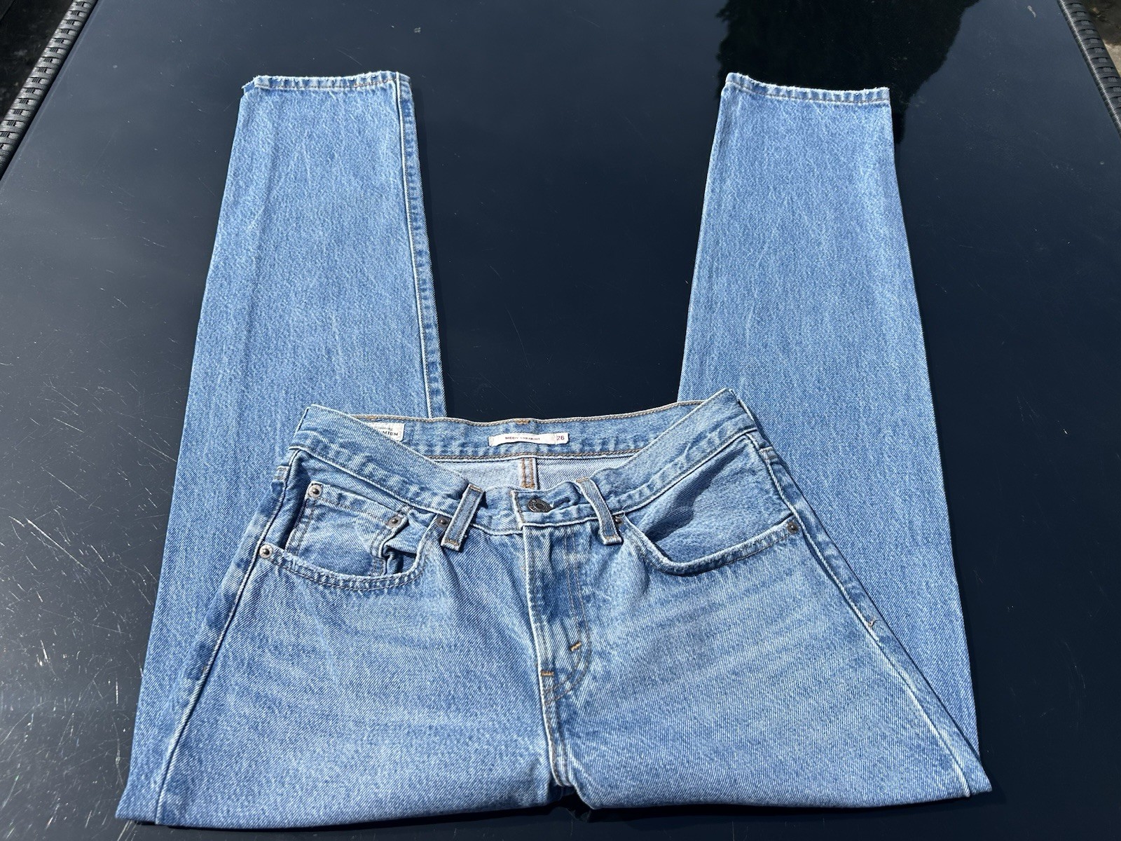Levi 690 Premium Middy Straight Jeans Waist 26in Inside Leg 30in 100% Cotton