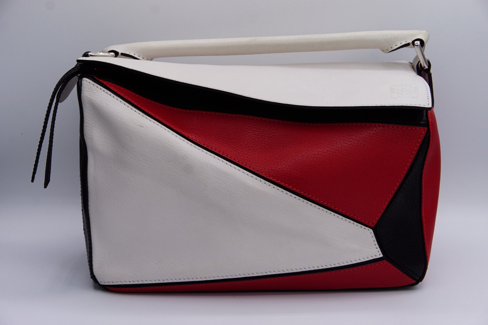 Authentic Loewe Puzzle Bag Small Leather White Red Black Crossbody Shoulder Bag