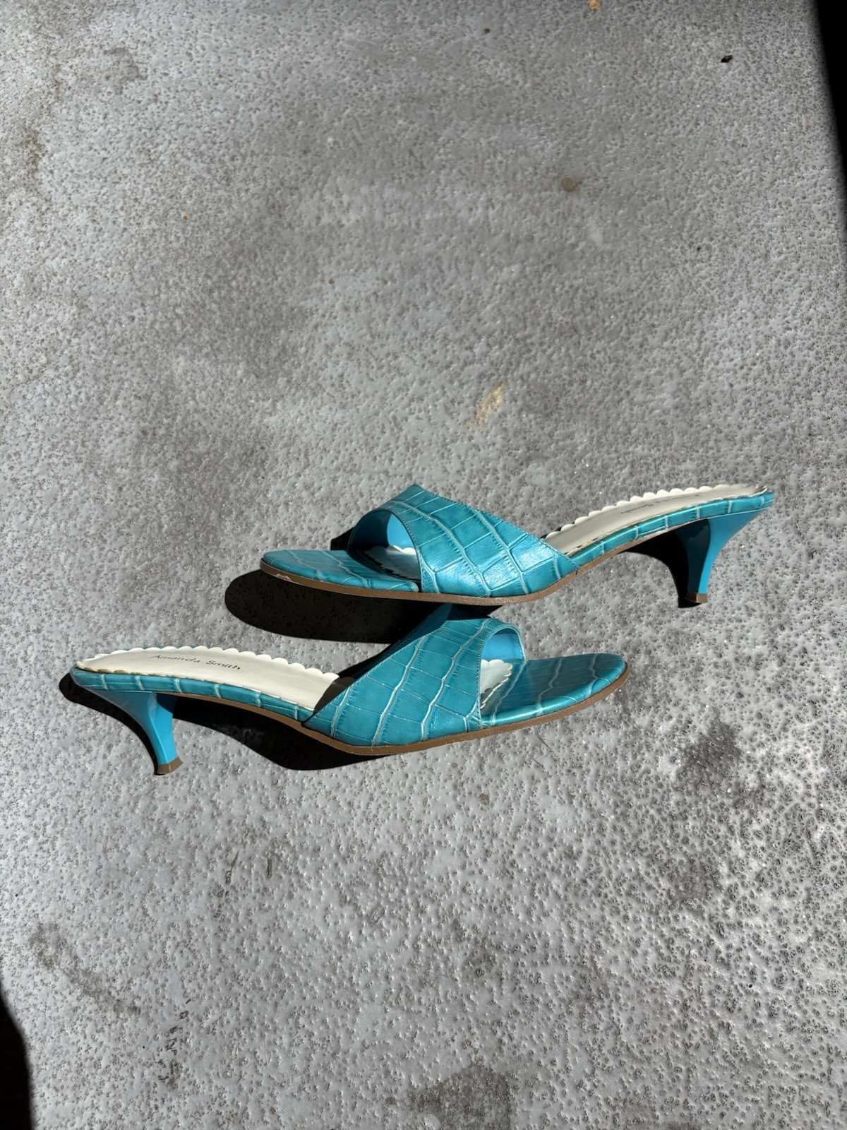 BLUE CROC PRINT MULE HEELS