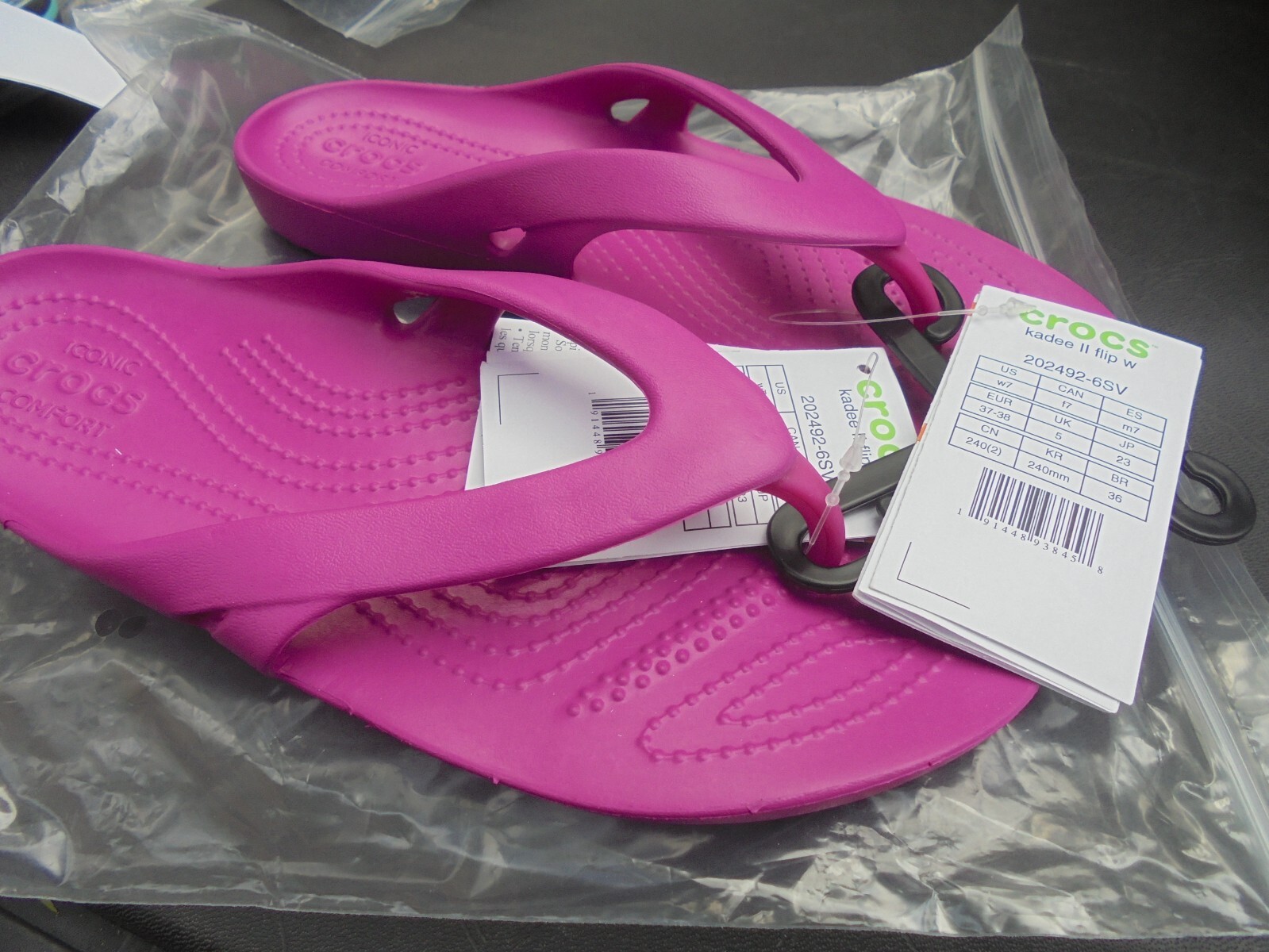 New Crocs Kadee II Flip Women’s 7 Fuchsia Fun Flip-Flop