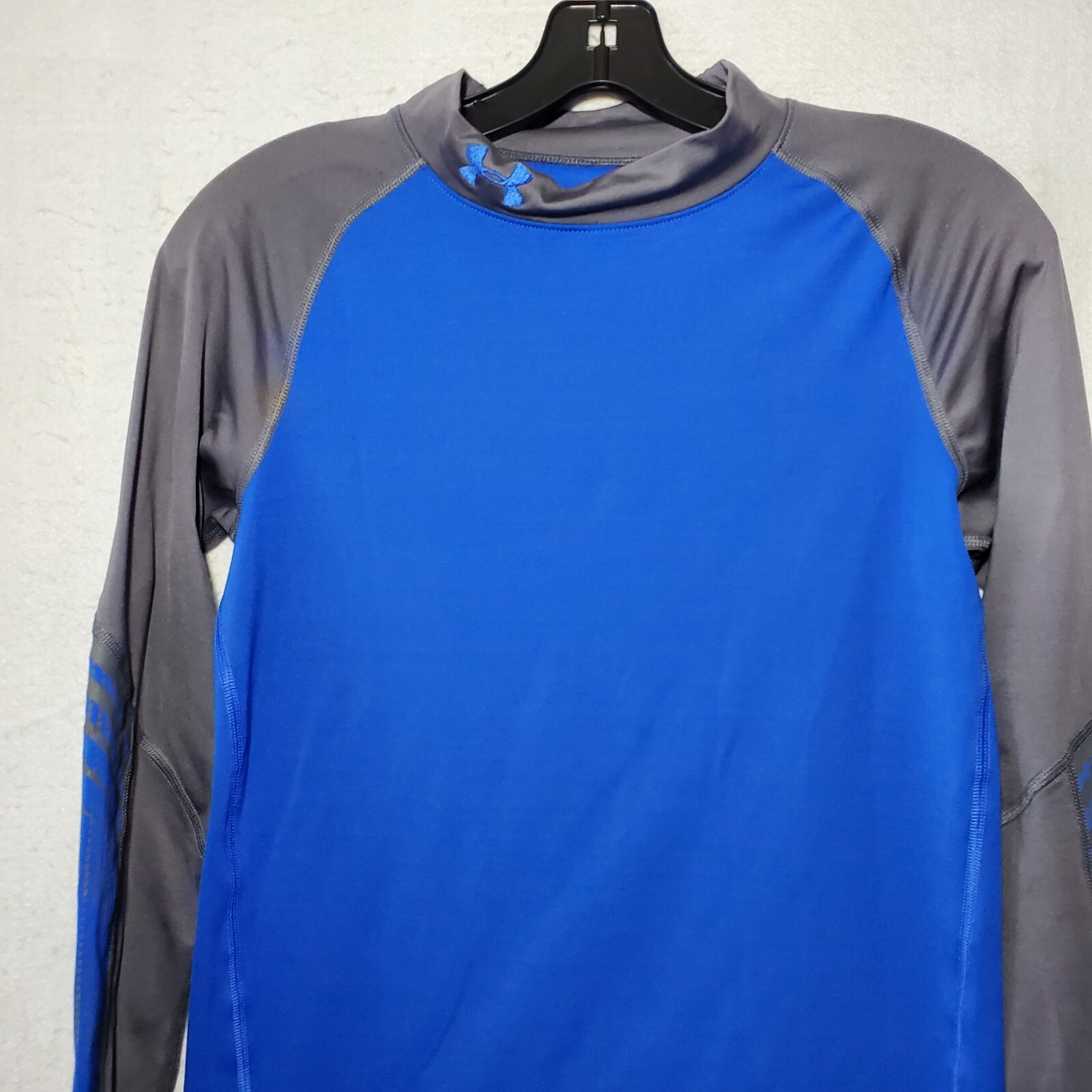 Under Armour Shirt Long Sleeve Fitted Youth’s XL Blue ColdGear YXL
