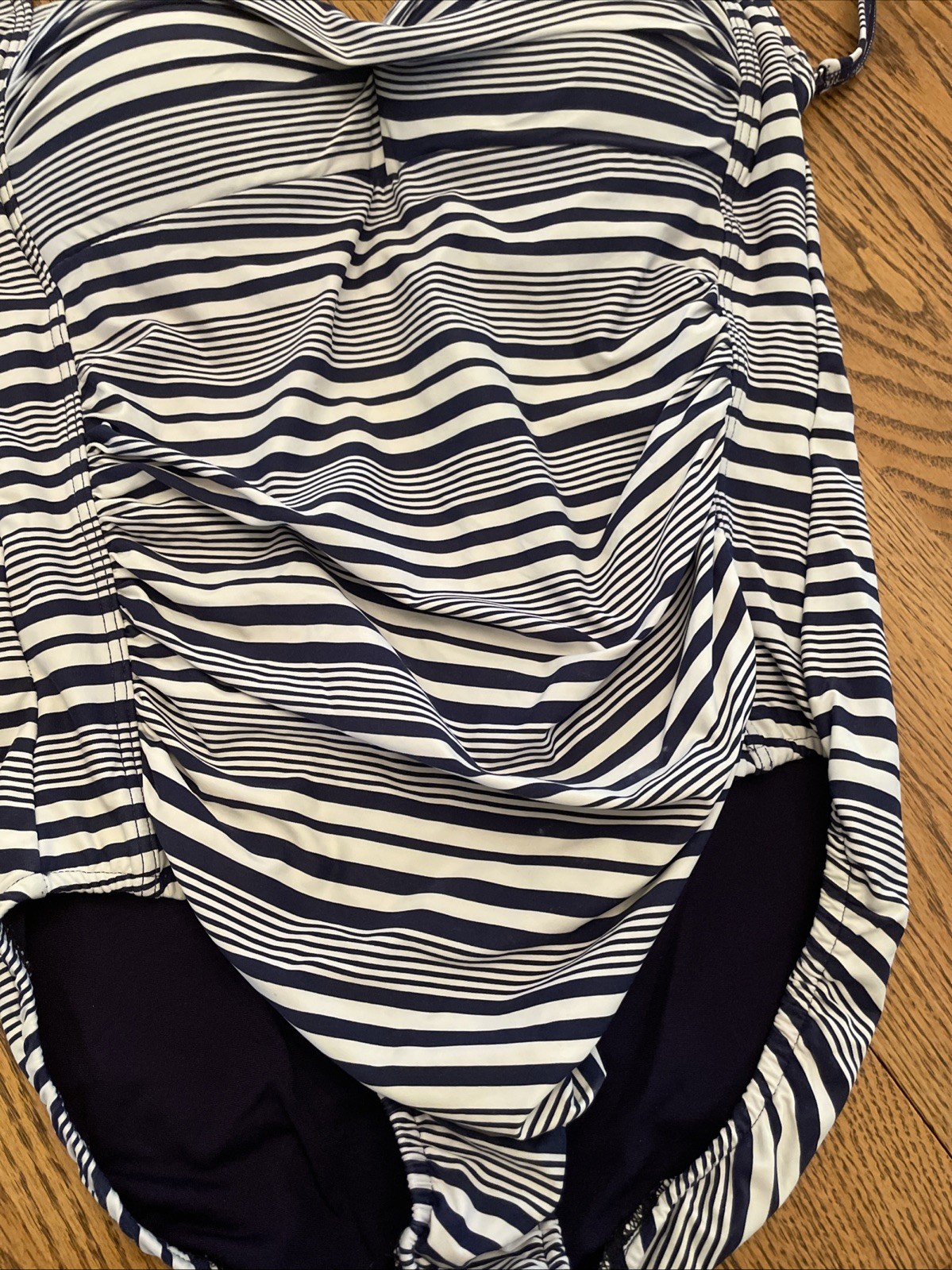 NipTuck Navy&White Striped Size 10 1-Piece Swimsuit, Padded Multi-Fit Cups, EUC
