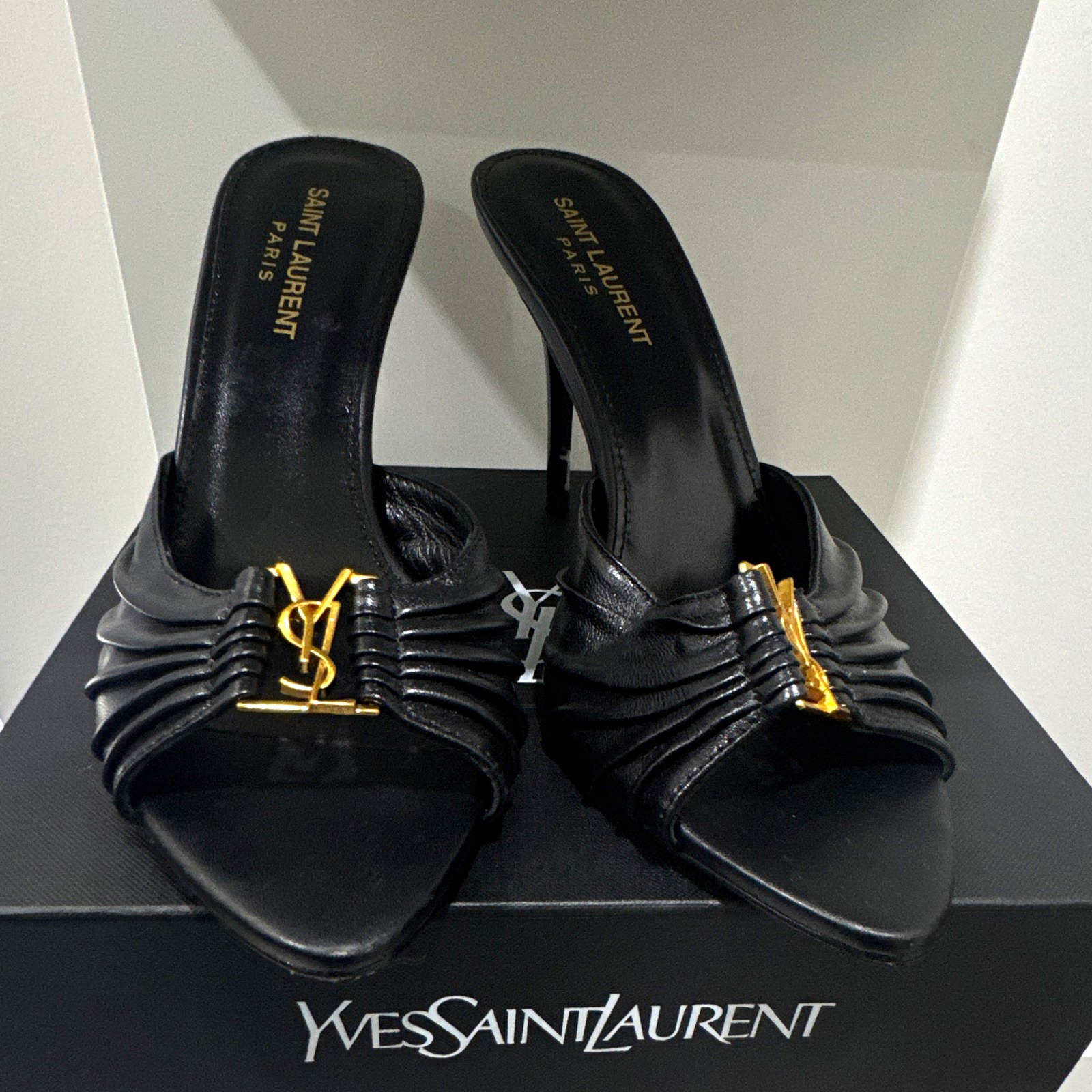 Saint Laurent Women’s Black Leather Logo Pointed Toe Slip-On Mules US 7