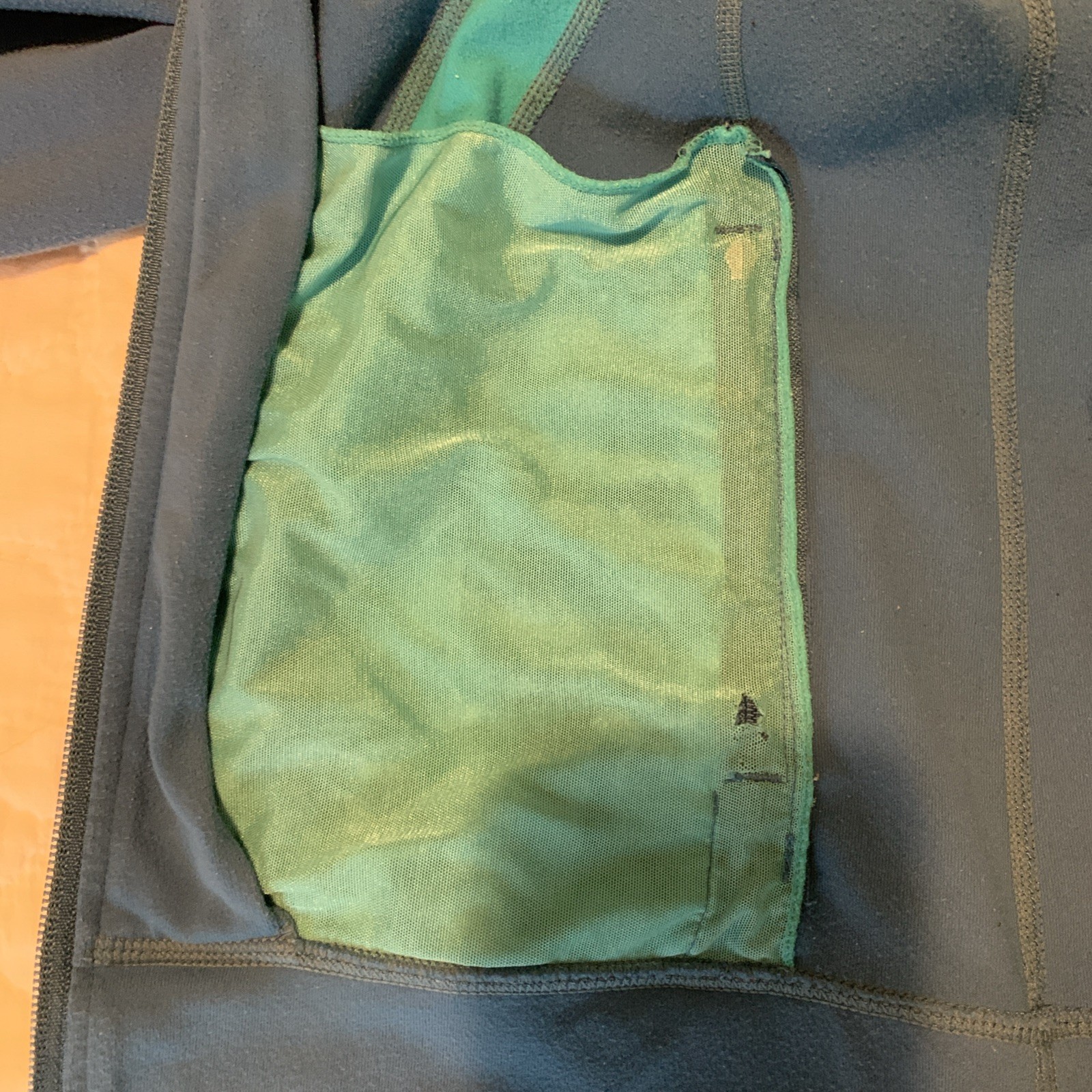 Lululemon Jacket Women Blue Teal Thumb Holes Hood Double Zipper Pockets Size 10?