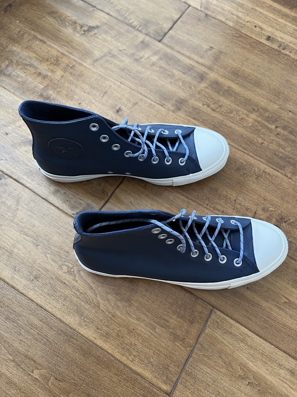 Converse CTAS HI Navy Men’s Size 9.5