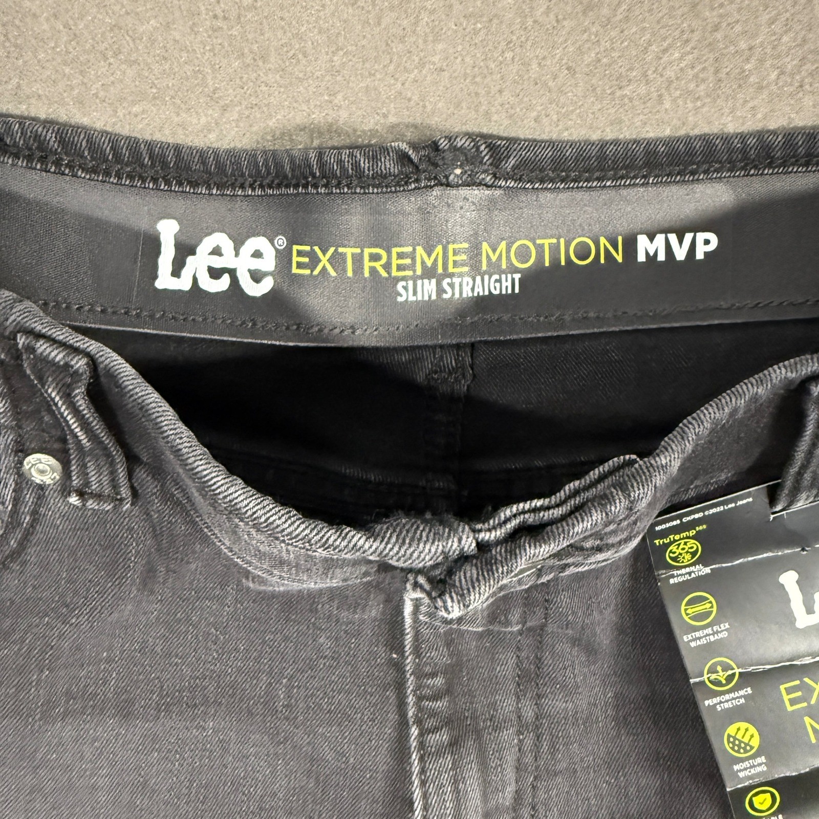 Lee Extreme Motion MVP Jeans Mens 40×32 Farrow Slim Straight Stretch 112339217