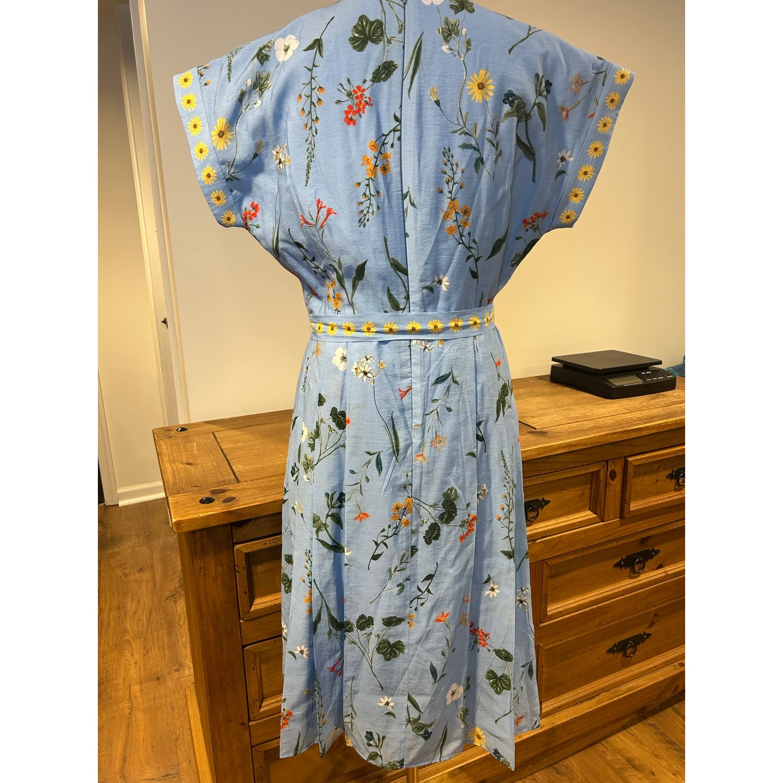 GAL MEETS GLAM Womens Blue Poplin Floral Midi Cottagecore Measures a Medium