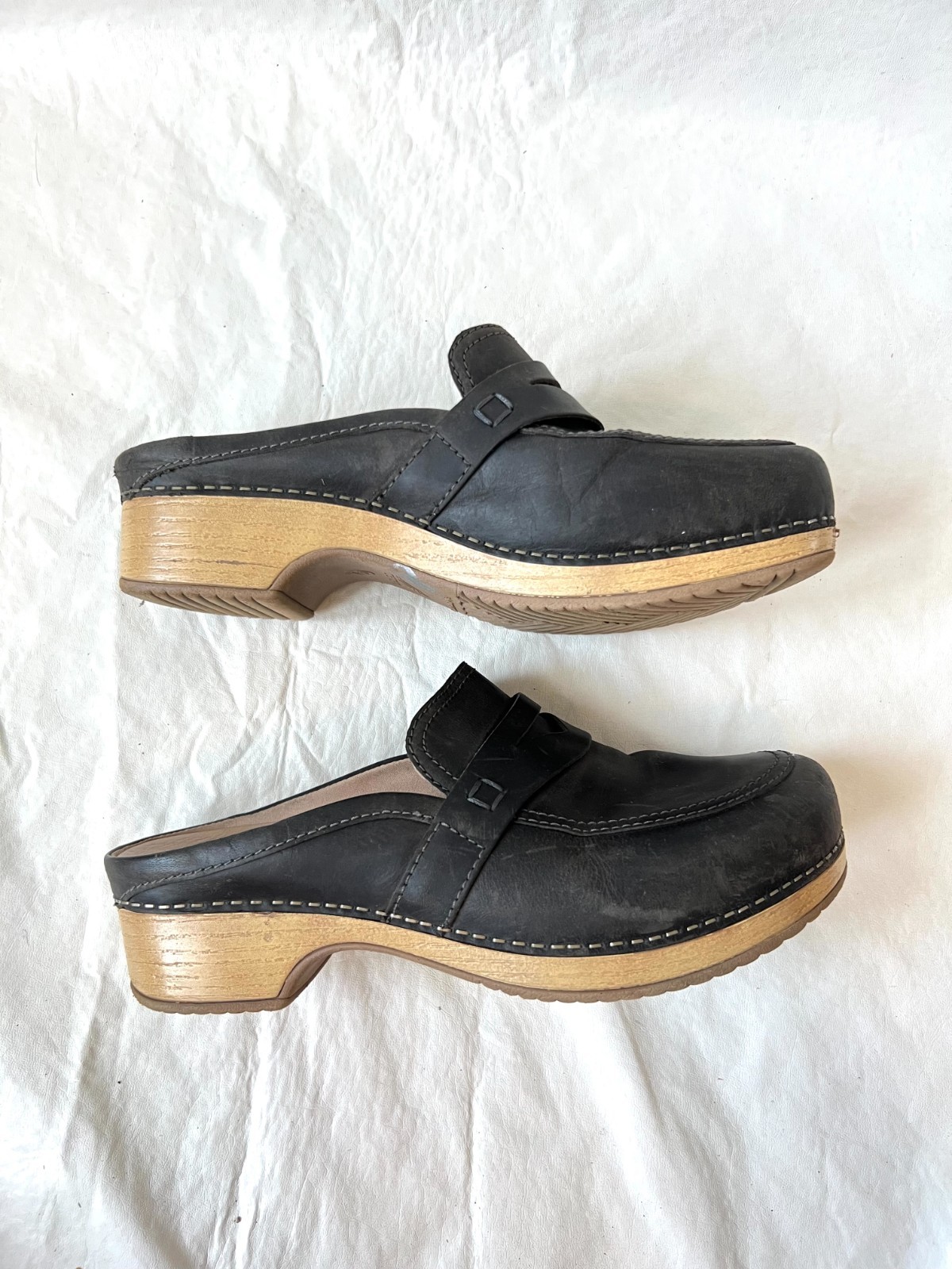 Dansko shoes Bel Mules dark gray leather oiled EU 40 9.5 10 womens slip on clog