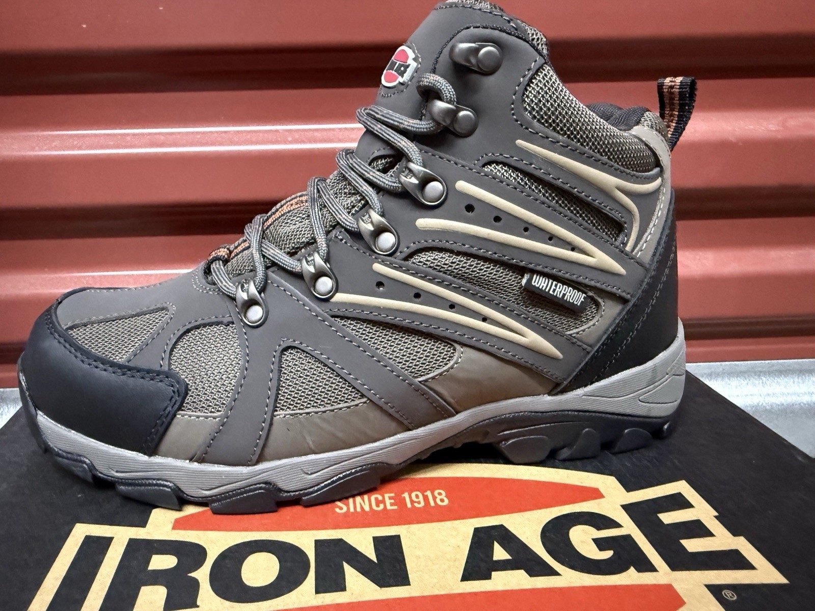 Iron Age SURVEYOR Men’s NEW Steel Toe Hiking Boot Grey/Black US Men’s 9.5 W