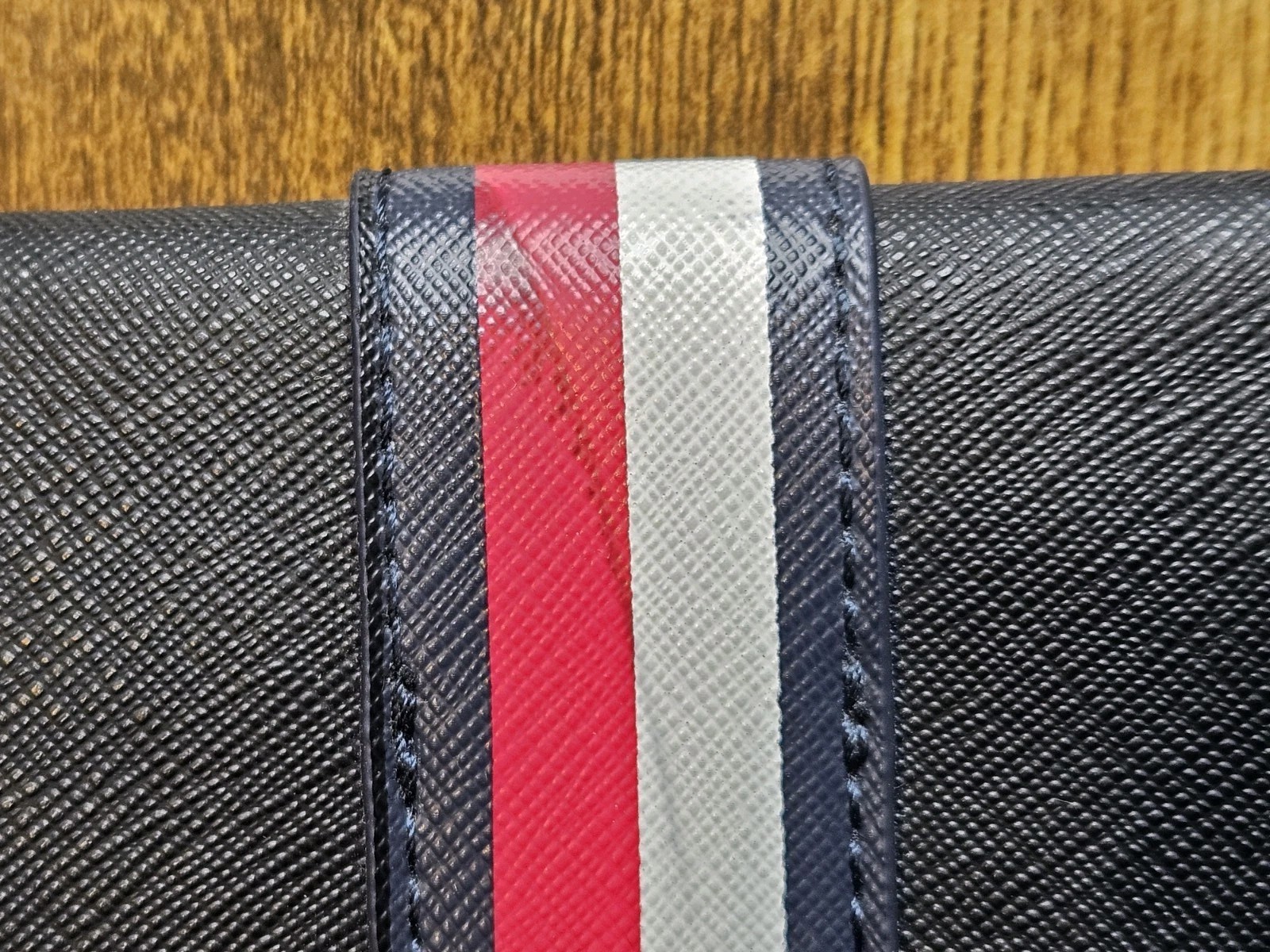 NEW Tommy Hilfiger Keri Semi-Circle Logo Crossbody Bag w/Adjustable Strap MARK