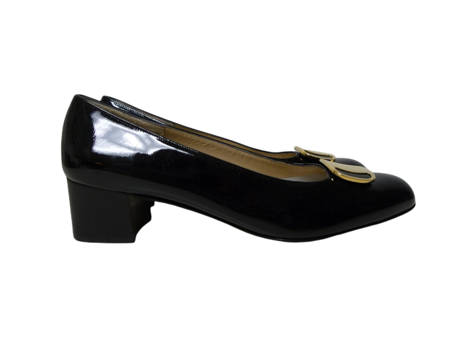 Salvatore Ferragamo black patent leather block heeled pumps . size 9 AAA