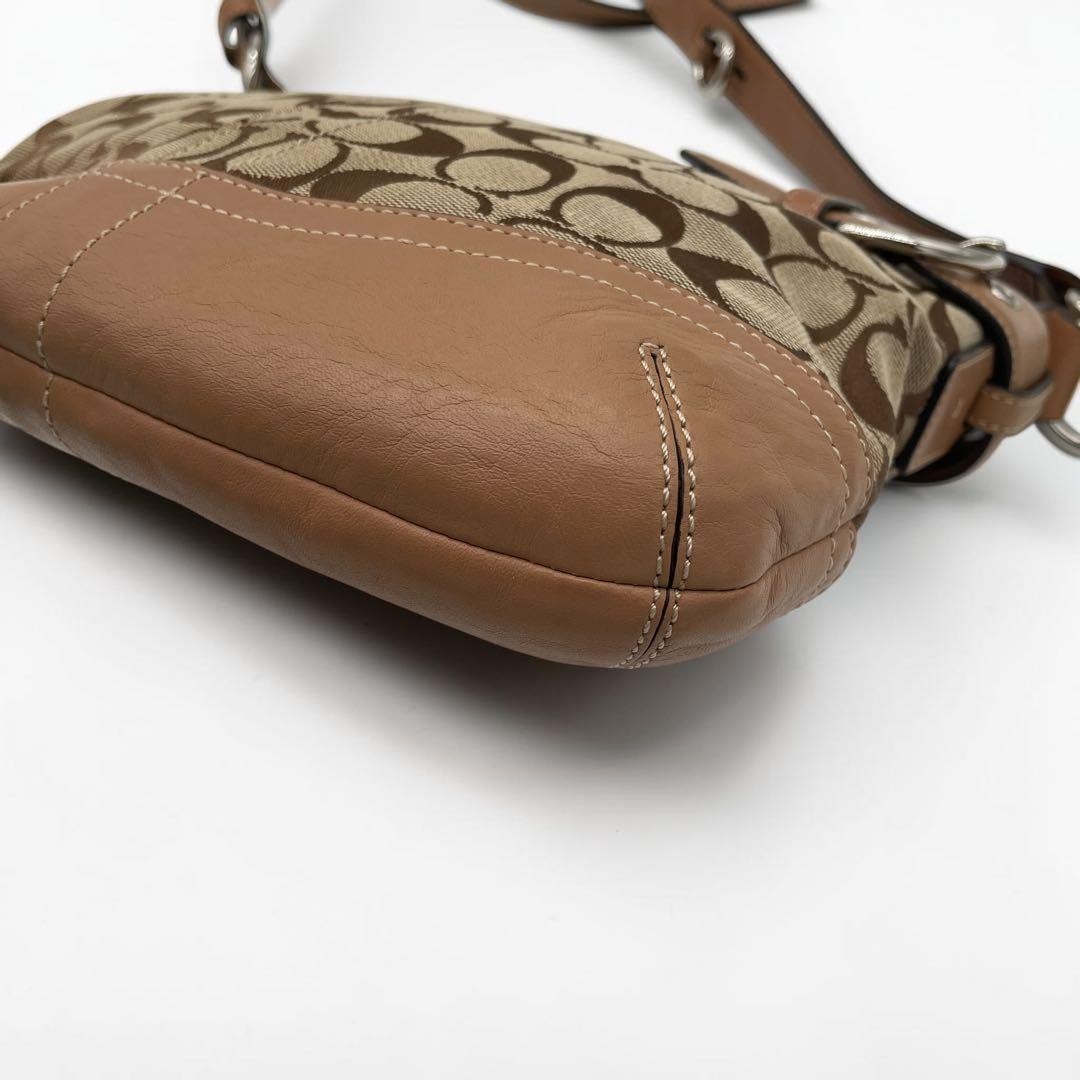 COACH Signature Shoulder Bag F03574 18a