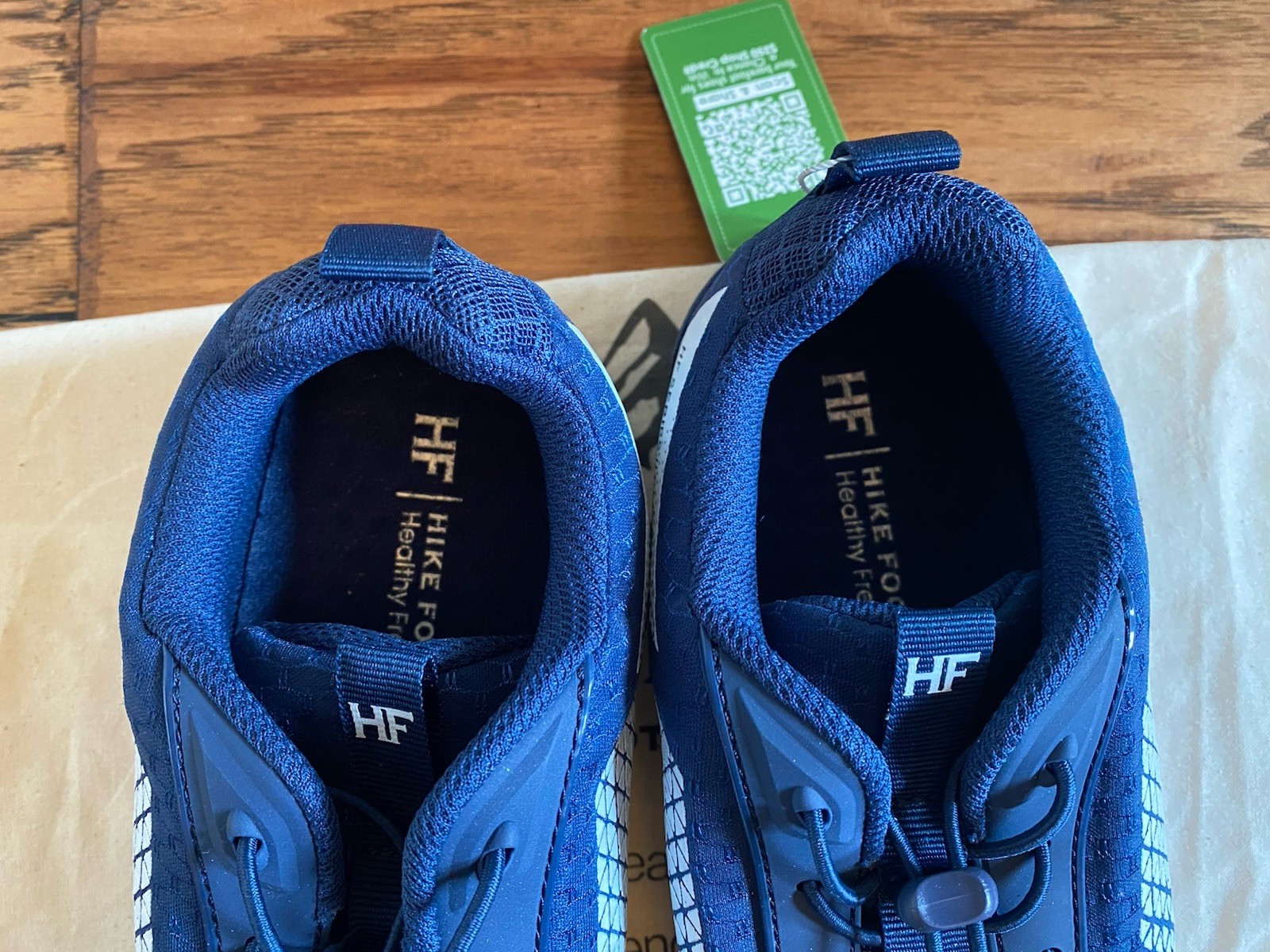 NWT Hike Footwear HF Cloud Unisex Barefoot Blue Sz EU36 W6 M4 comes in gift bag