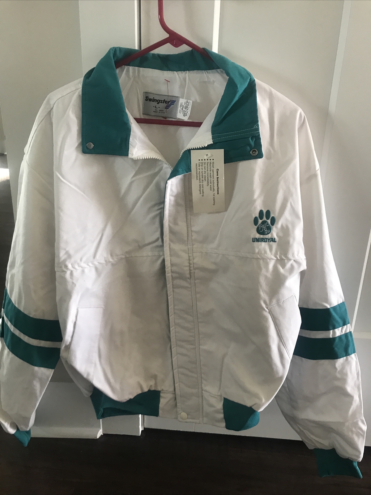 Swingster Tiger Paw Uniroyal Jacket Brand New Large Turquoise And White