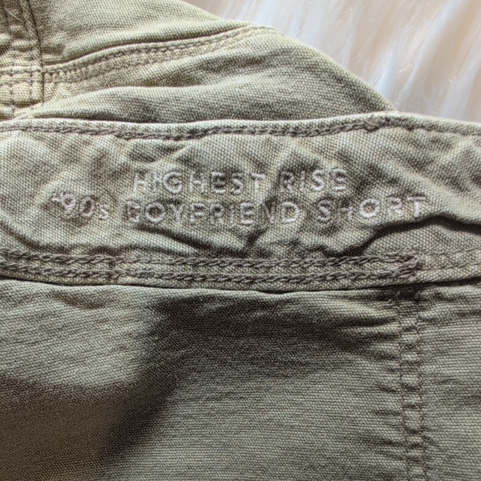 American Eagle ✨ Highest Rise 90s Boyfriend Shorts Womens 18 Green Stretch Cargo