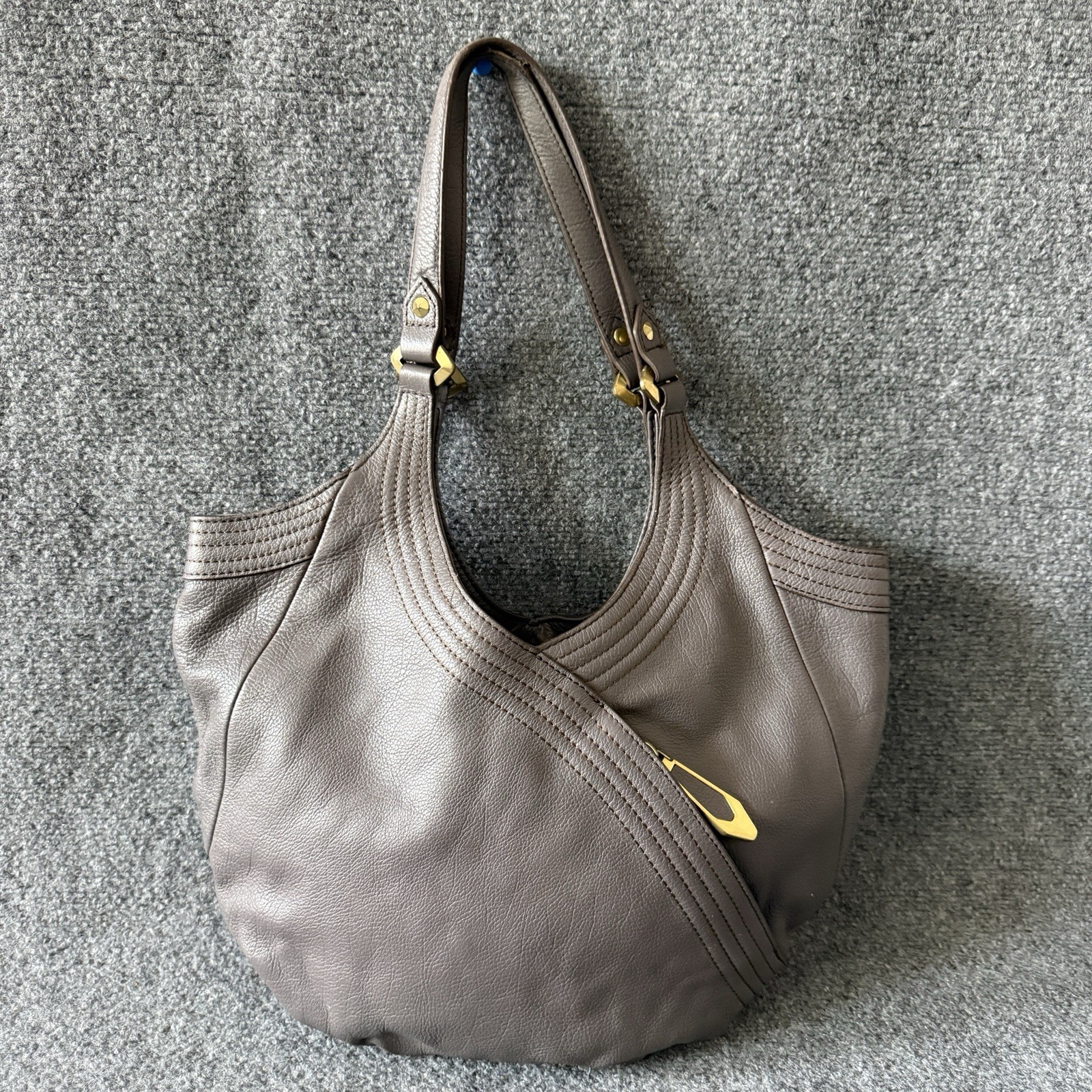 orYANY Tracy Gray Crescent Shoulder Bag Zip Closure Gold-Tone Hardware Geometric