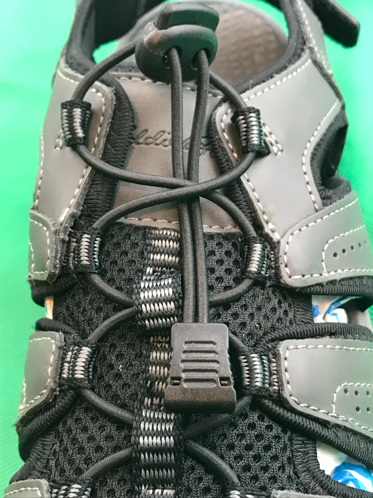 Men’s Eddie Bauer Stewart Gray No-Lace Fisherman Sandals/Shoes Size 9 NWOT