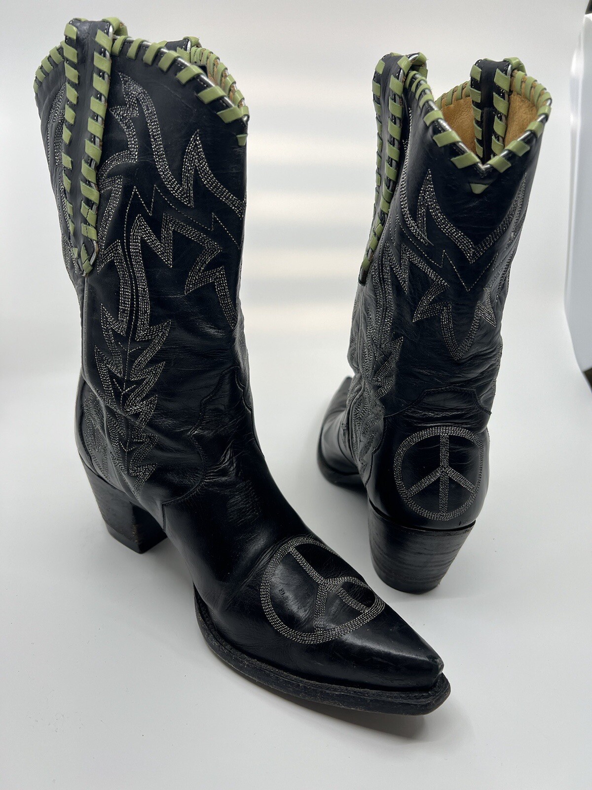 Women’s Custom Liberty Peace Sign Boots Size 8