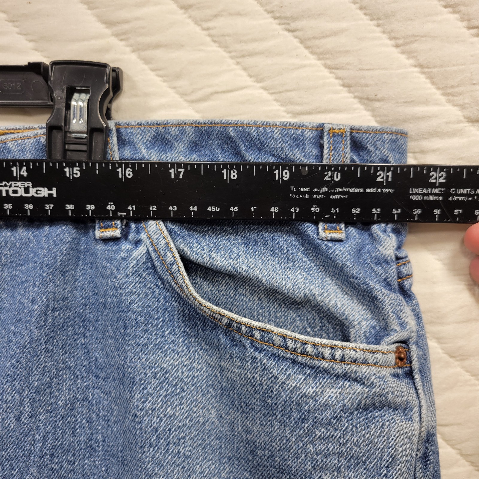 Vintage Levi’s 550 Relaxed Fit Jeans Men’s 44×29 Blue Denim Tapered Orange Tab