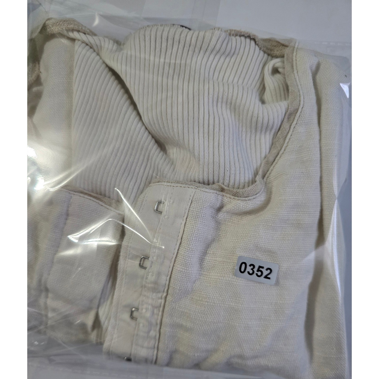 Brunello Cucinelli Cream Mixed Media Hook Eye Front Long S Top Small Cotton&Silk