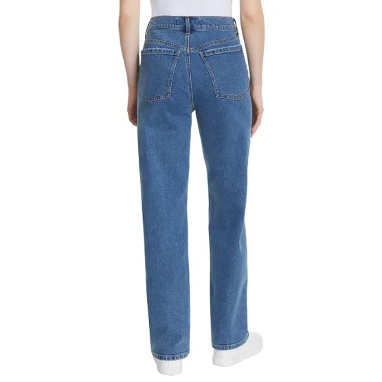 Gloria Vanderbilt Women’s Straight Leg Jean