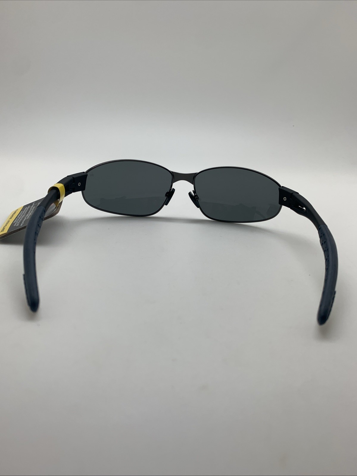 Foster Grant IRONMAN EXERT POL Gunmetal Gray/Black POLARIZED Sunglasses 100%UV