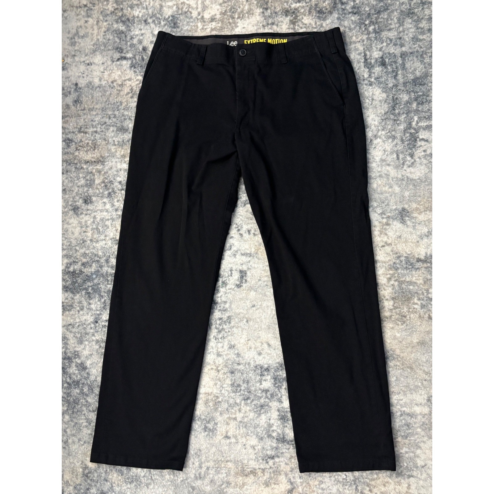Lee Extreme Motion Jeans Mens 38×32 Black Straight Fit Tapered Leg Preppy Casual