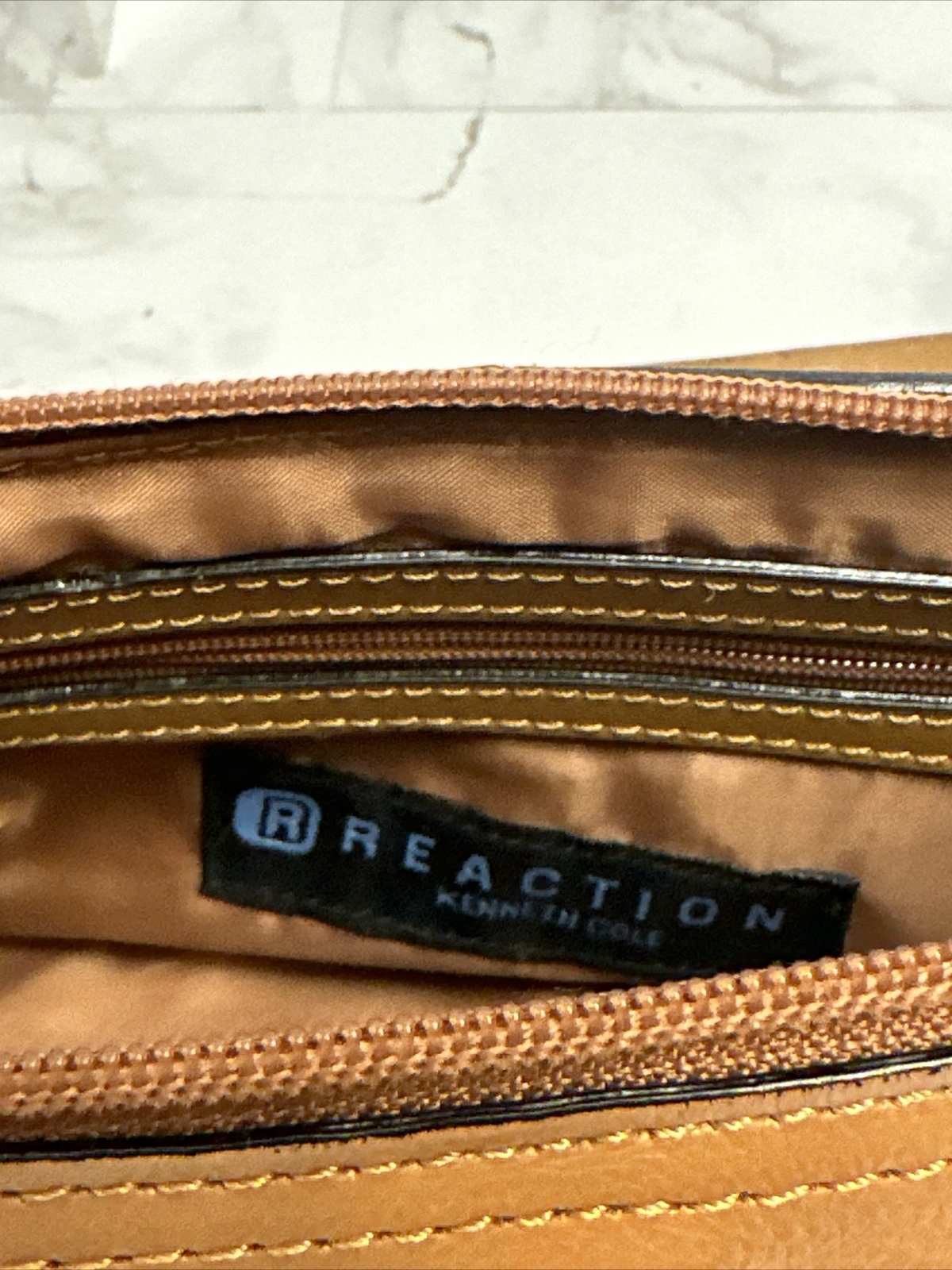 Kenneth Cole Reaction Brown PVC Corpotate Shoulder Bag Trim Baguette 5x11x3.5”
