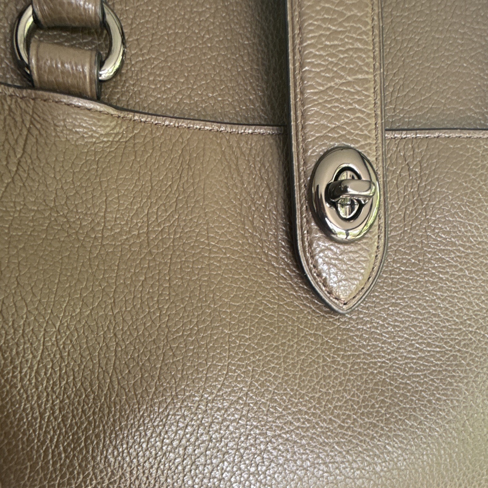 COACH Mercer 30 Grain Leather Crossbody Satchel Purse